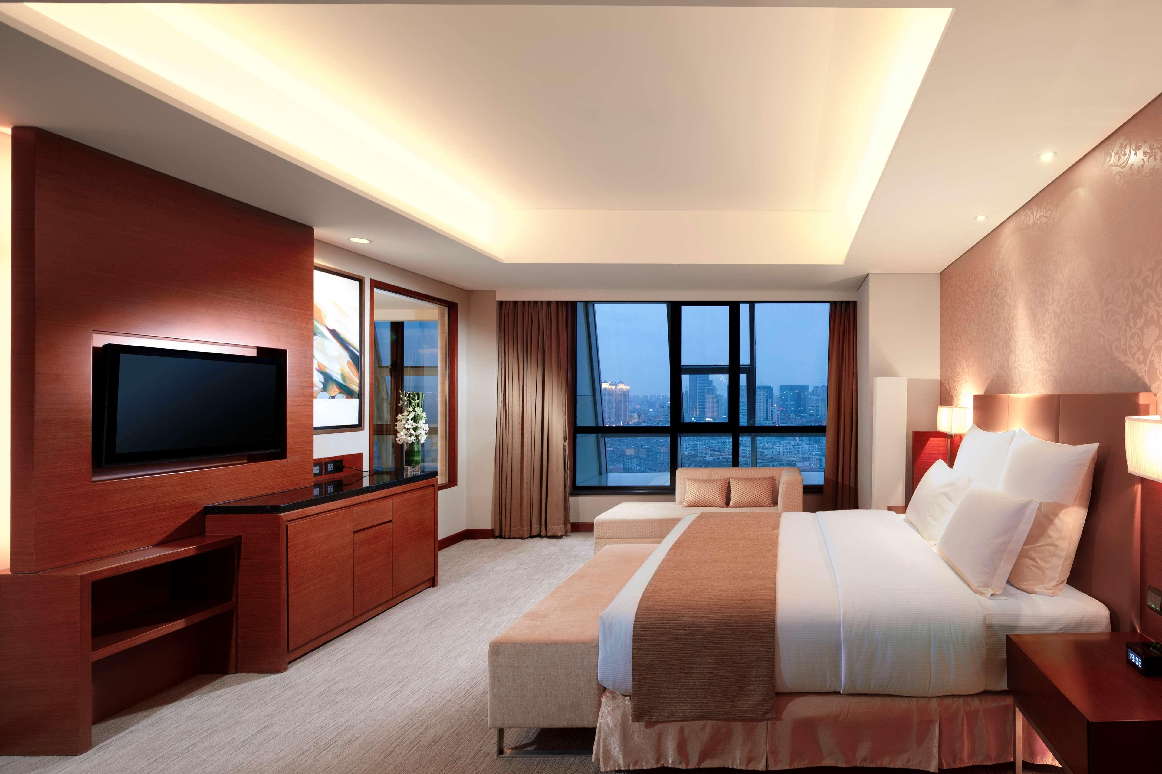 Doubletree By Hilton Shenyang Hotel Exterior photo