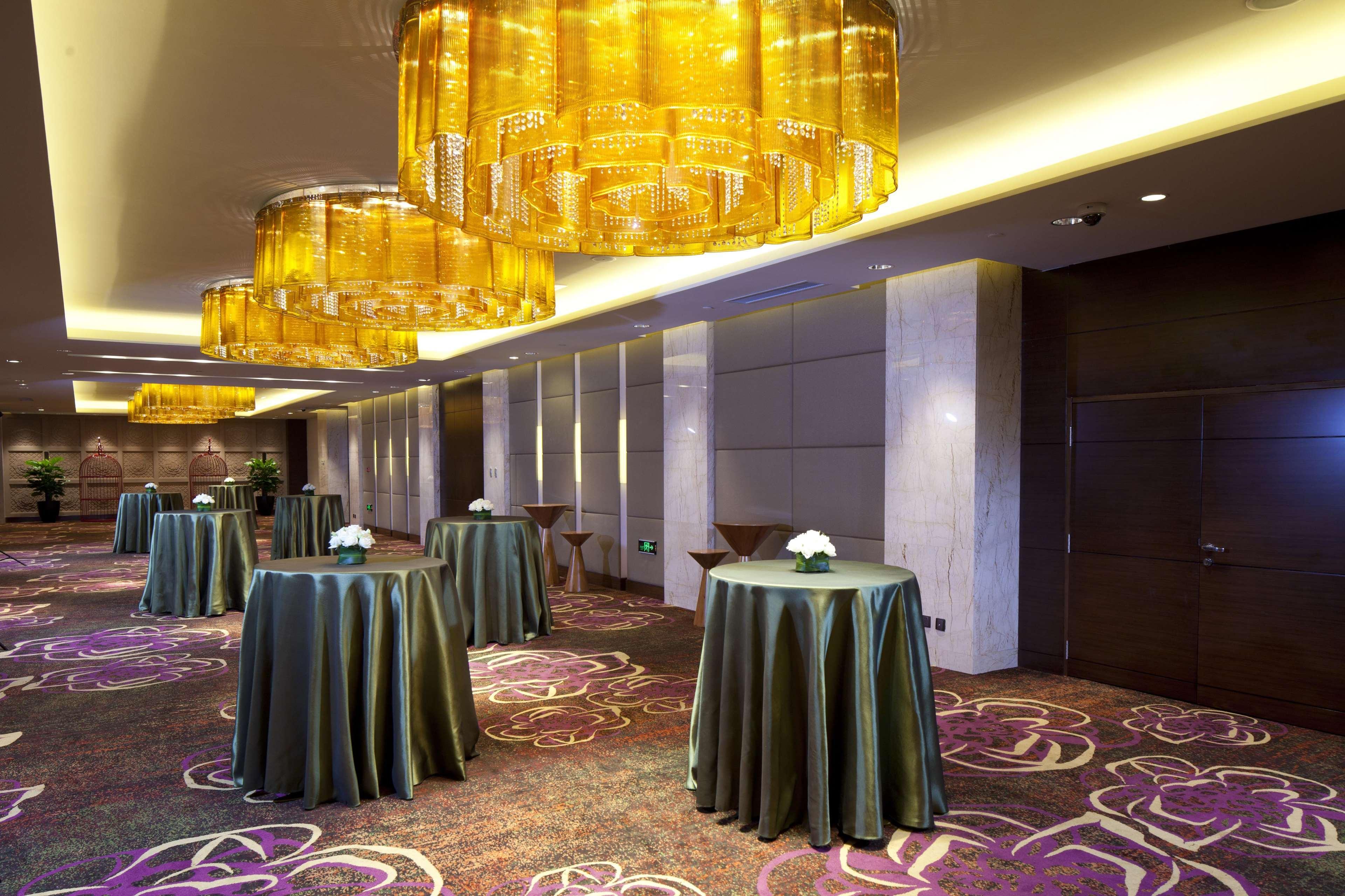 Doubletree By Hilton Shenyang Hotel Exterior photo